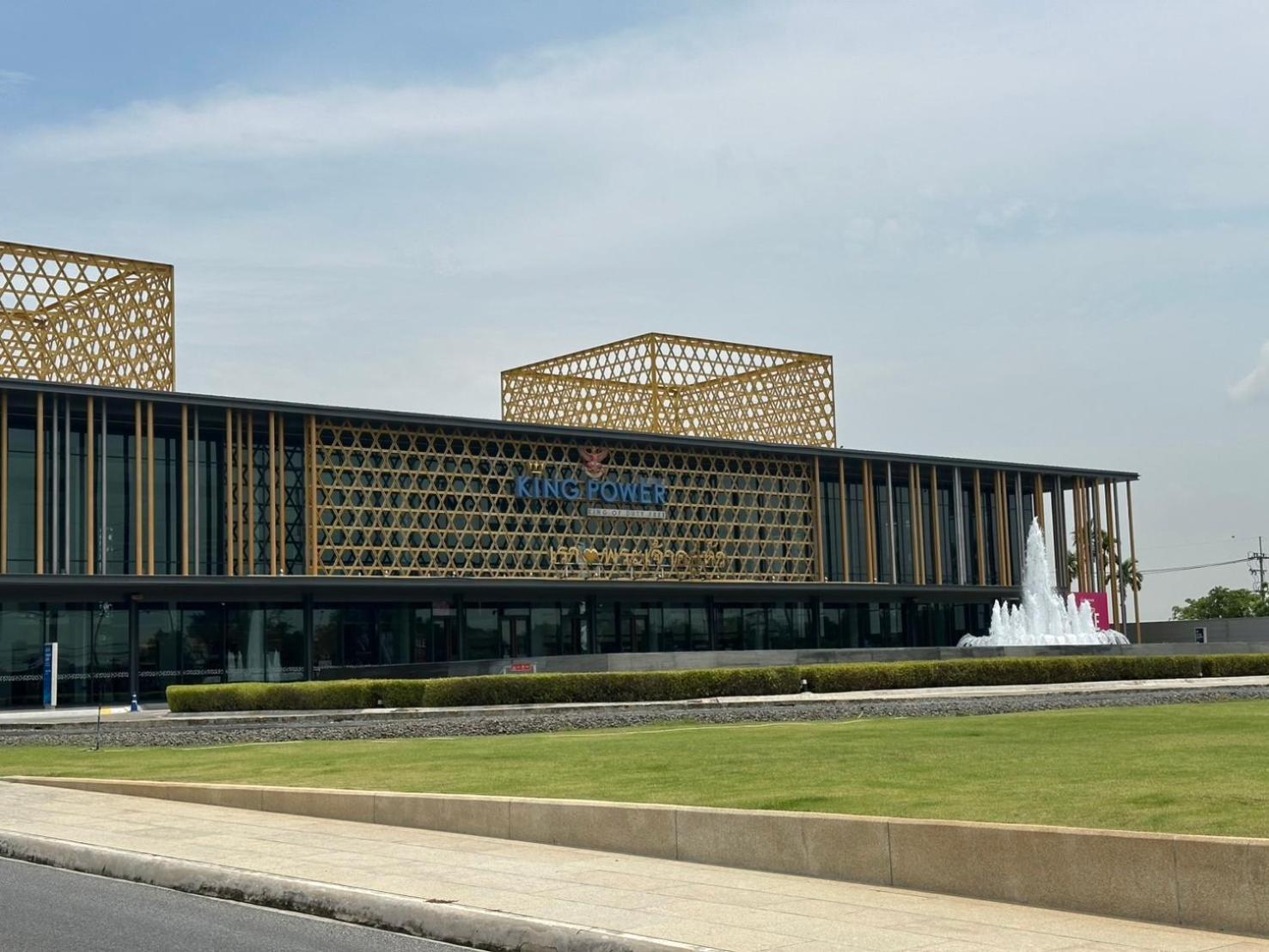 Hotel Bed-room At Suvarnabhumi Airport - Newly Renovated Bangkok