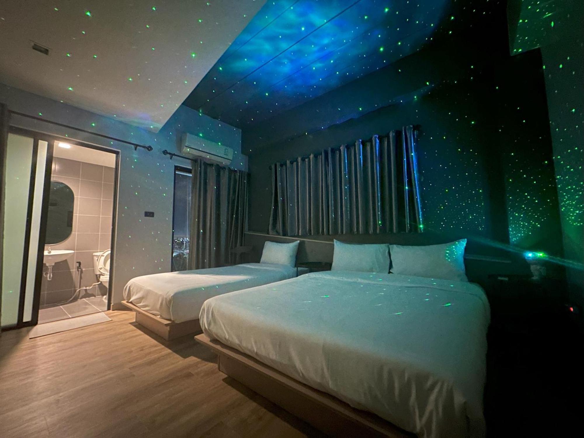 Bed-room At Suvarnabhumi Airport - Newly Renovated 2* Bangkok